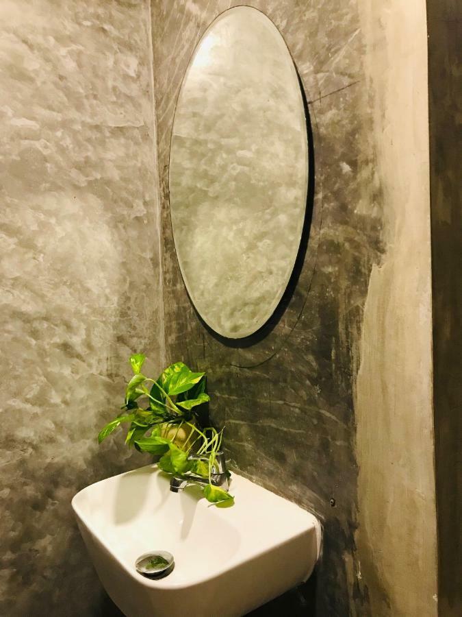 Frog House Bed & Breakfast (Adults Only) Patong Экстерьер фото